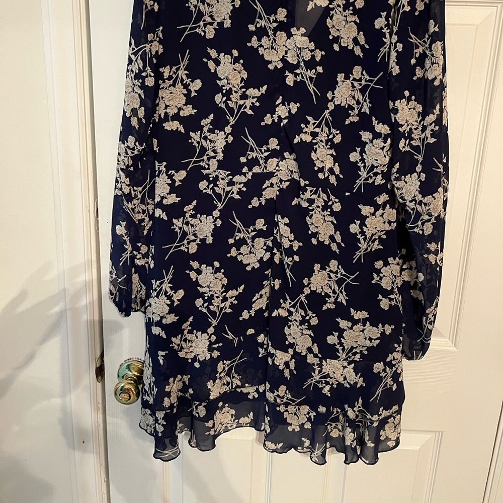 Cute short dress like new